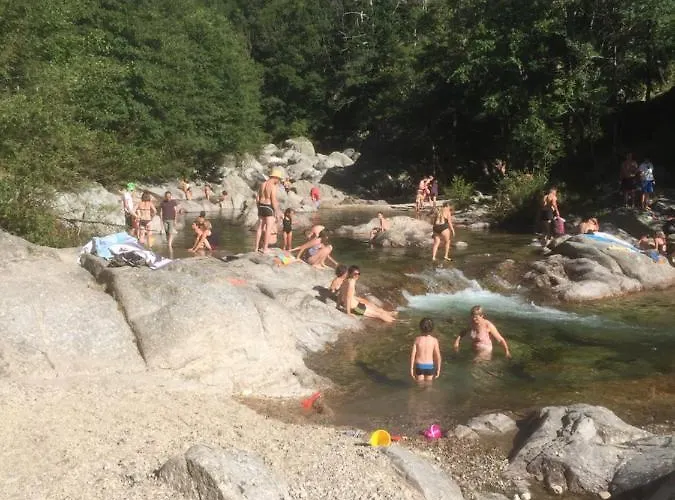 La Barthe Basse 펜션 *